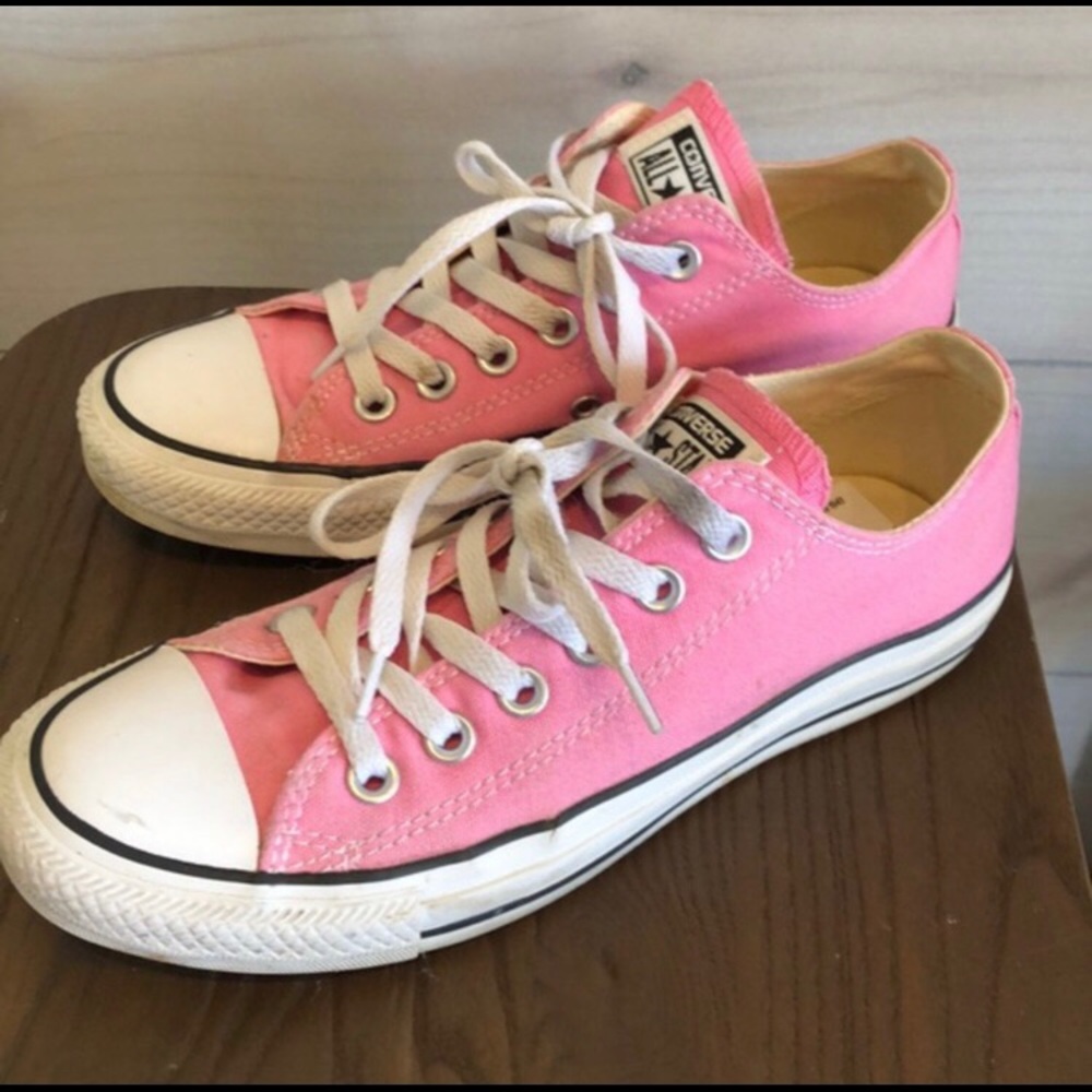baby pink converse